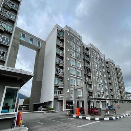 Oyo 91086 Bayu Service Apartment Kuah Exteriör bild